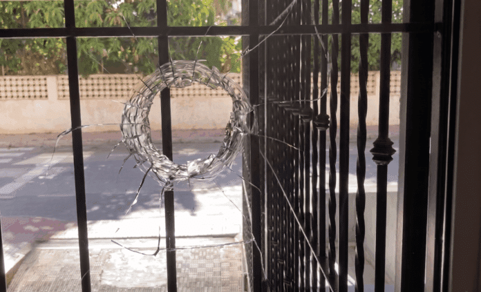 The only person detained over the fatal shooting of a 25-year-old man in Torrevieja has been released from custody after evidence allegedly placing him at the scene weakened during the investigation.